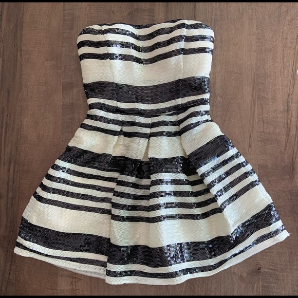 Bebe Black White Strapless Mini Sequin Dress 6 - Picture 1 of 7